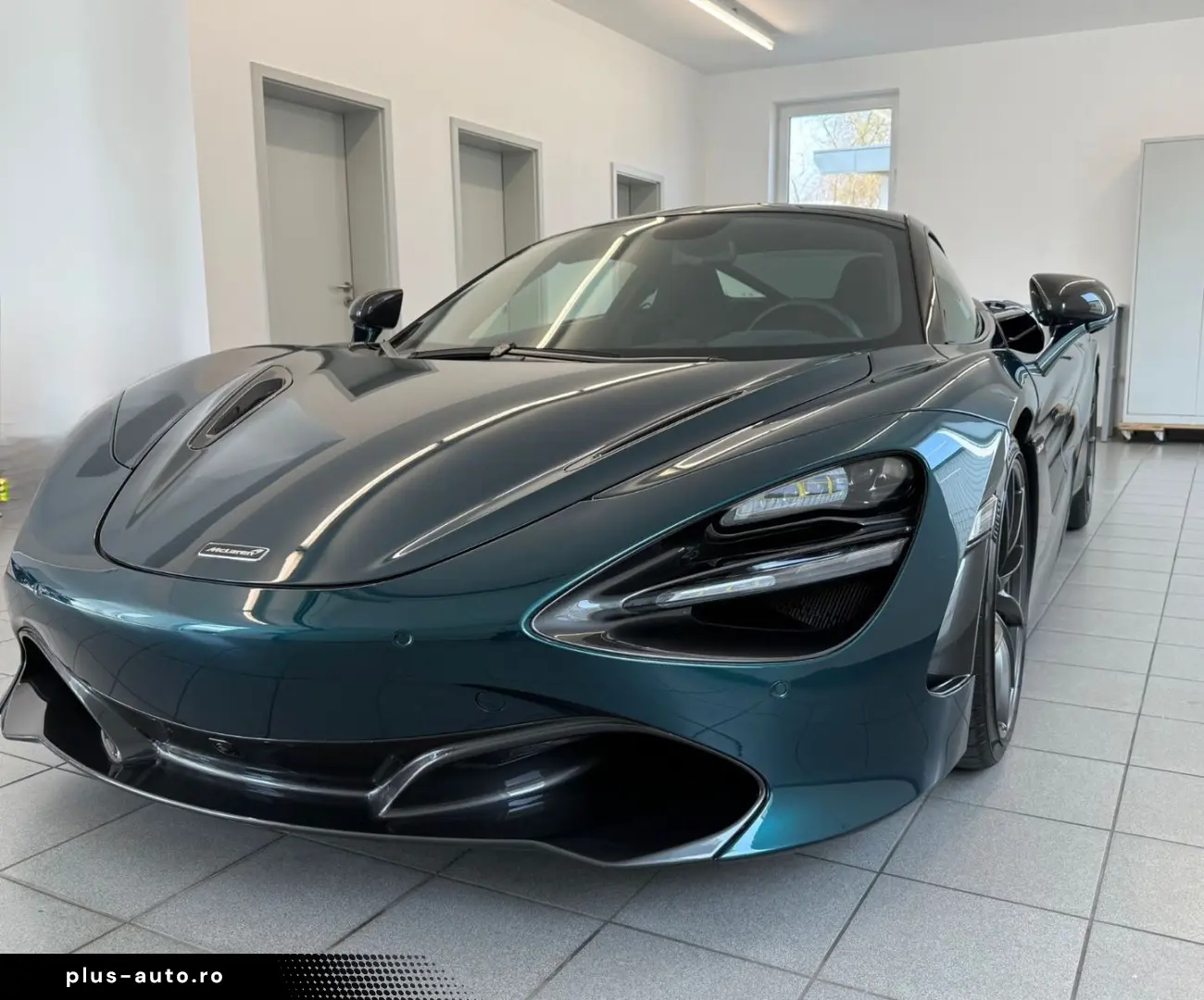 MCLAREN 720S