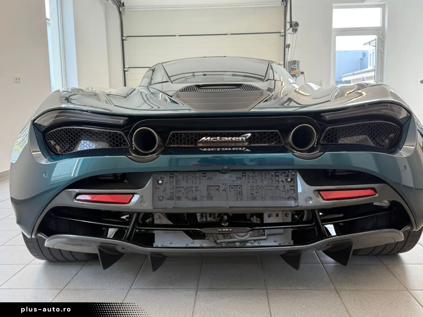 MCLAREN 720S