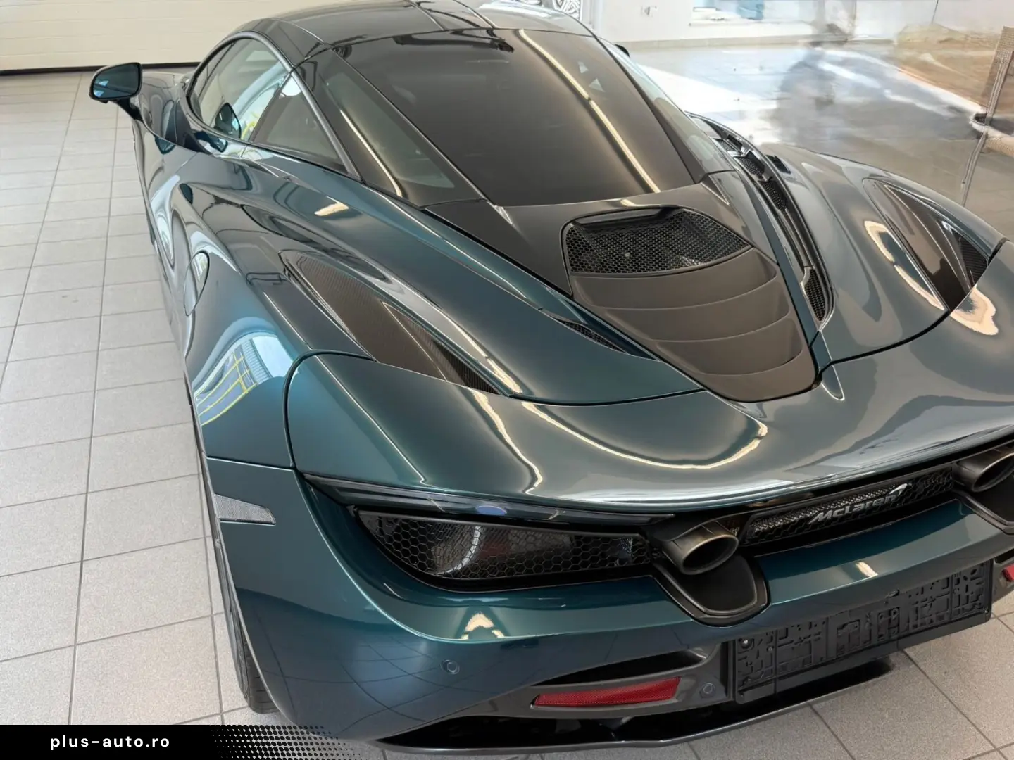 MCLAREN 720S