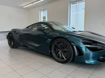 MCLAREN 720S