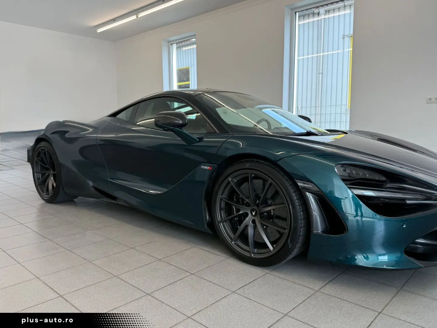 MCLAREN 720S
