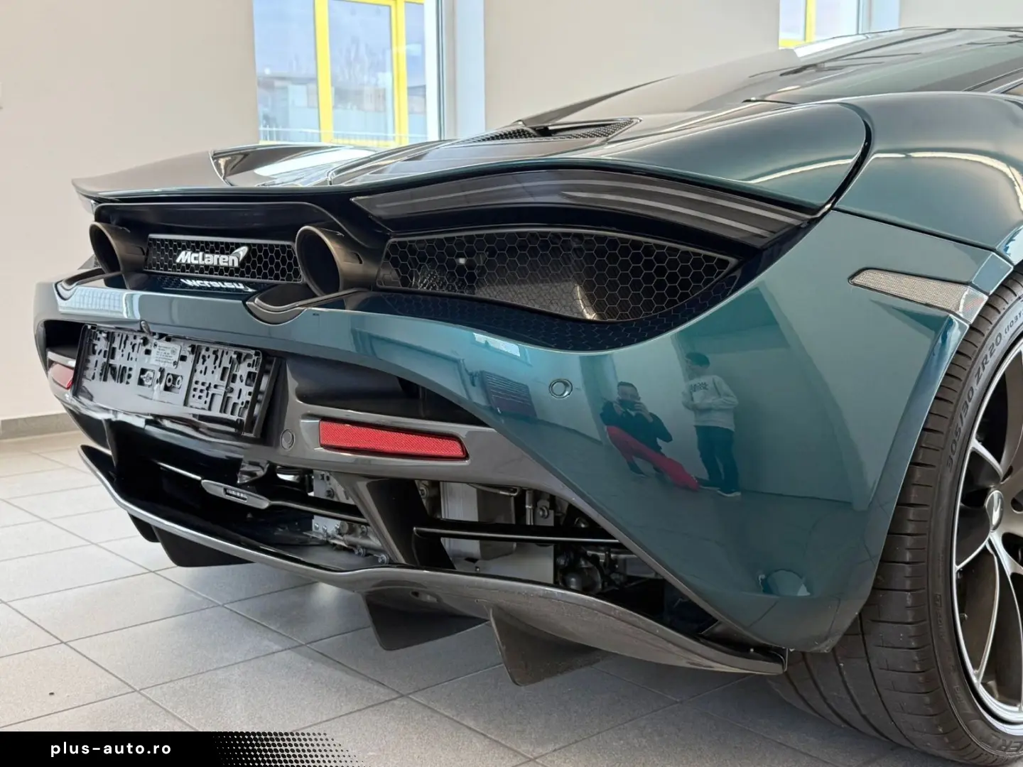 MCLAREN 720S