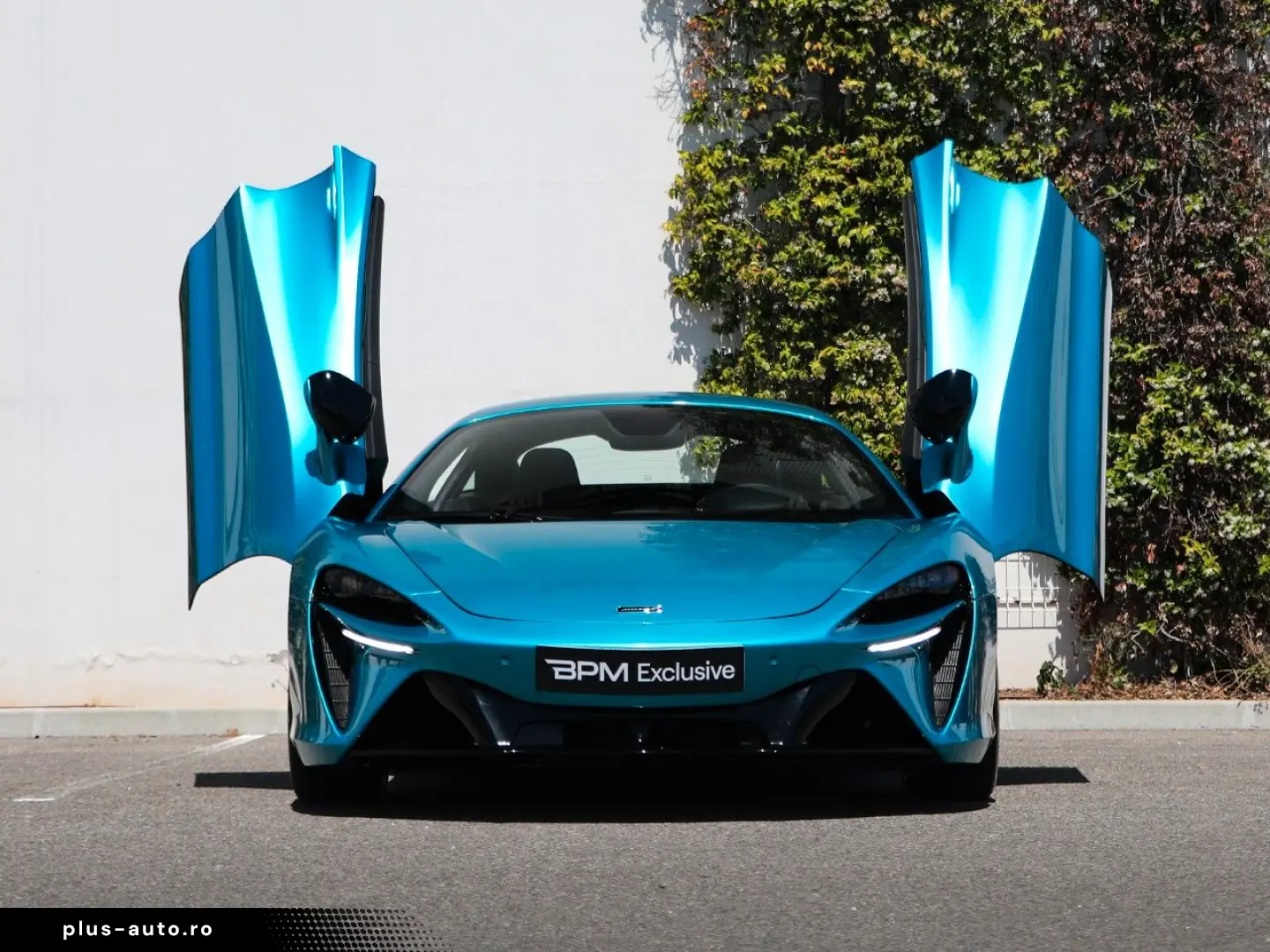 MCLAREN Artura Coupe