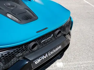 MCLAREN Artura Coupe