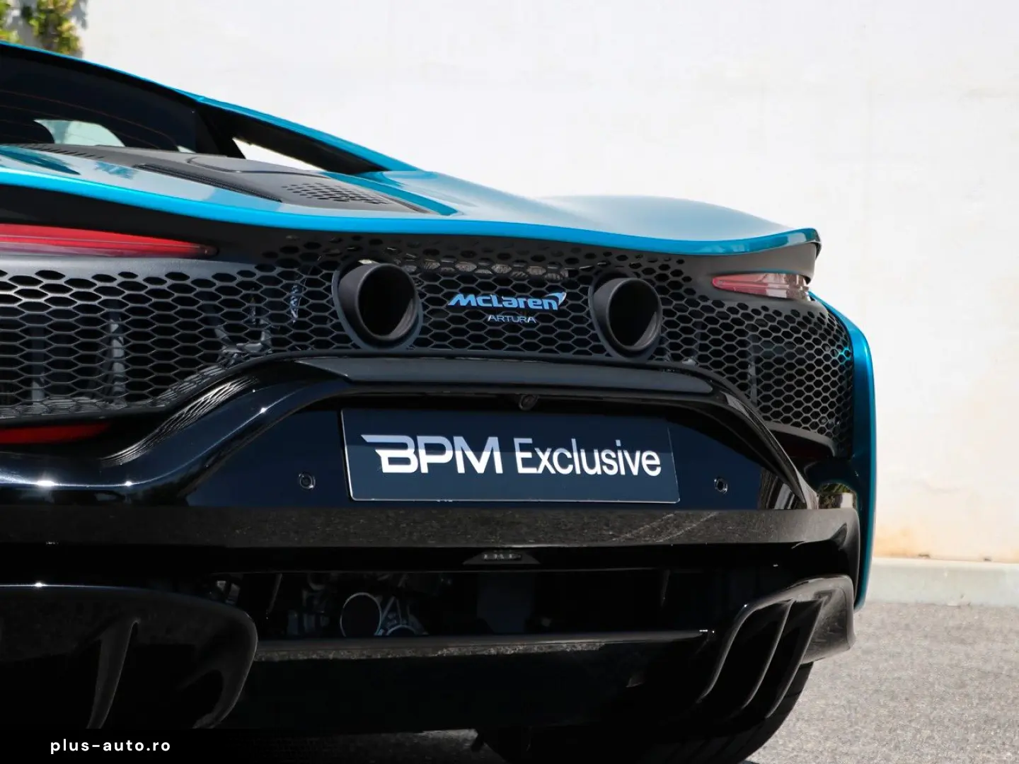 MCLAREN Artura Coupe