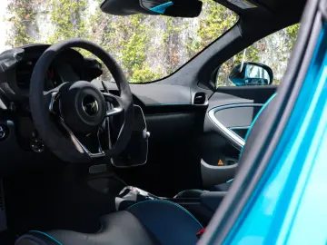 MCLAREN Artura Coupe