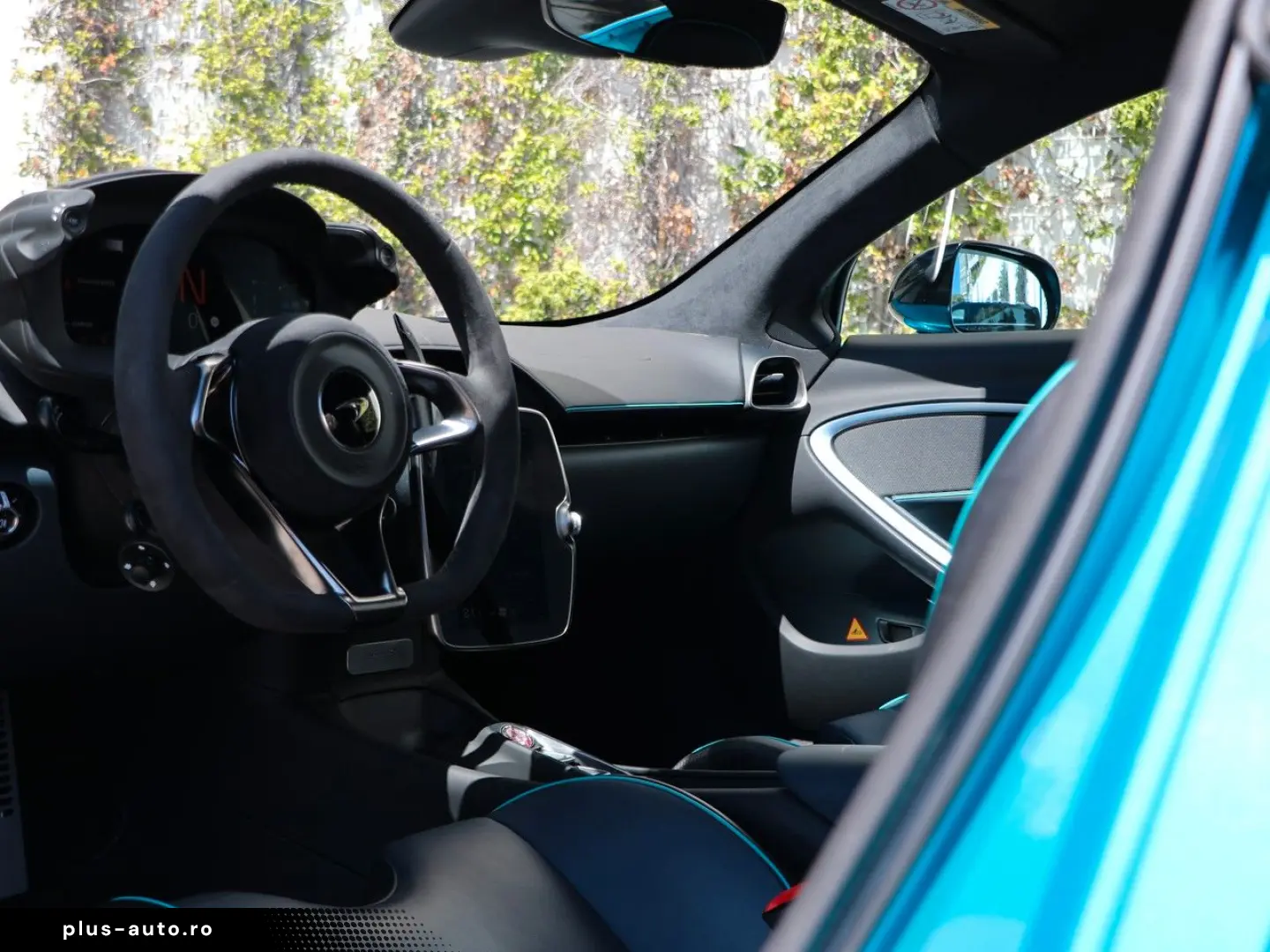 MCLAREN Artura Coupe