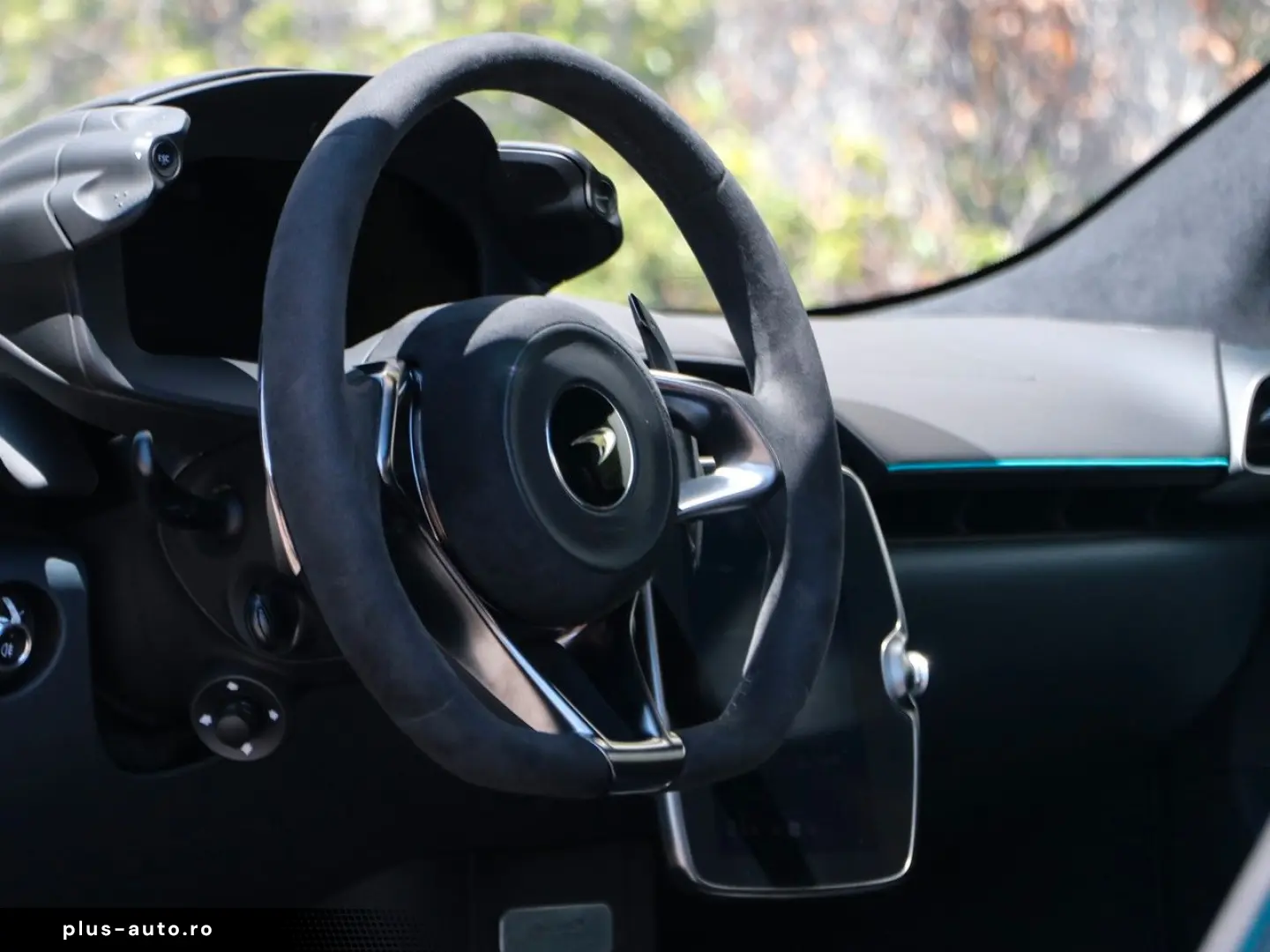 MCLAREN Artura Coupe