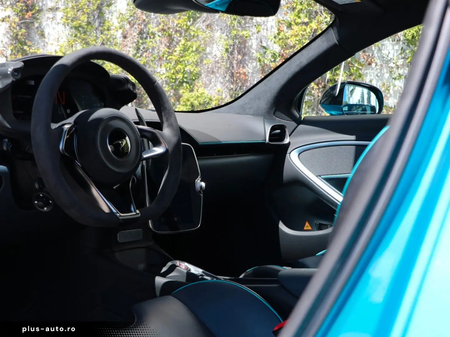 MCLAREN Artura Coupe