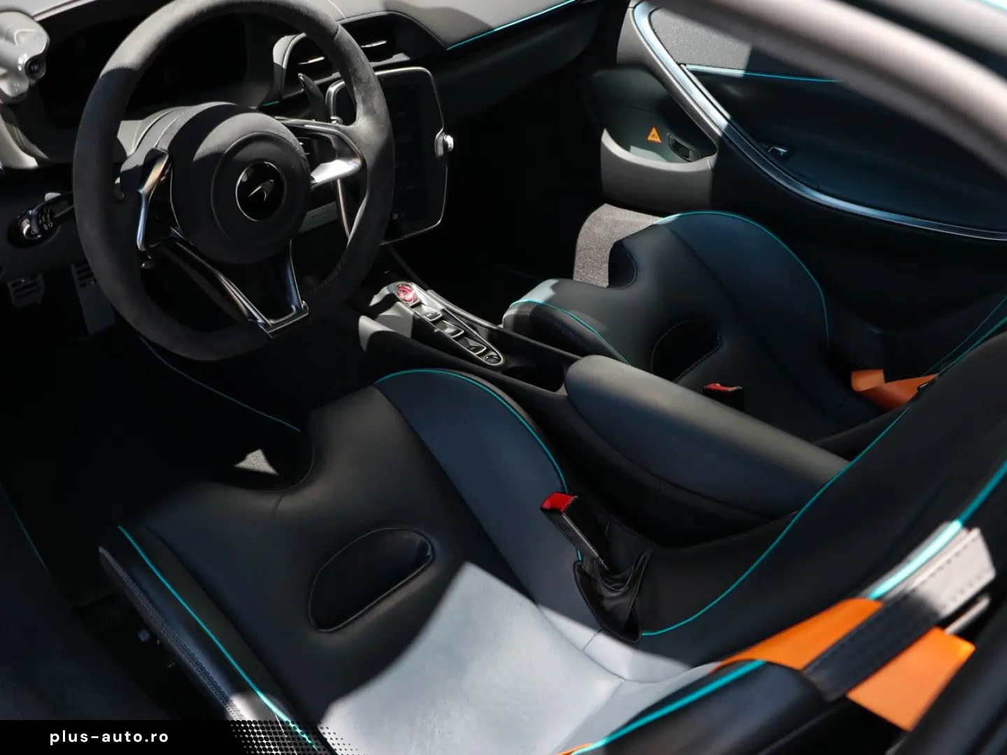 MCLAREN Artura Coupe