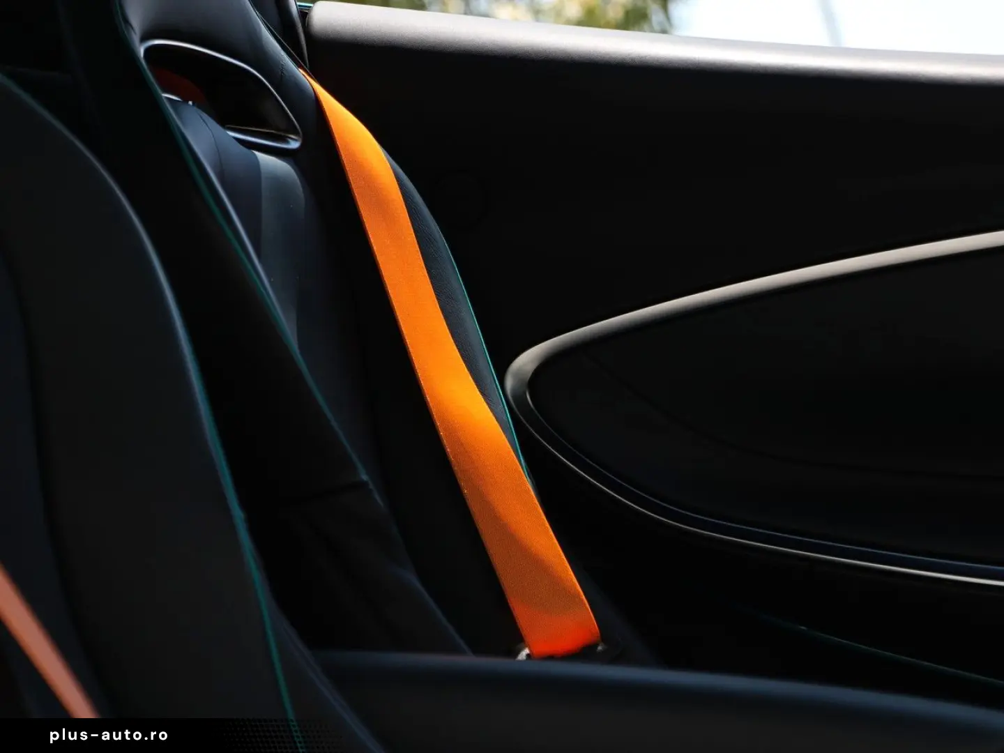 MCLAREN Artura Coupe