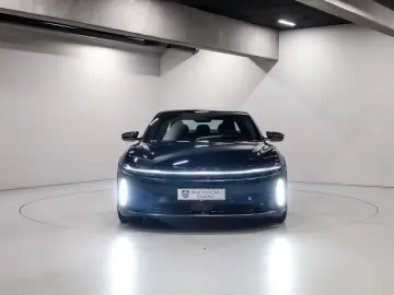 LUCID Air Three-Motor 920 kW AWD Sapphire