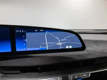 LUCID Air Three-Motor 920 kW AWD Sapphire