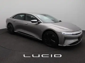 LUCID Air Pure AWD