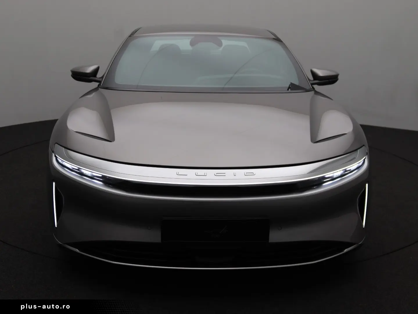 LUCID Air Pure AWD