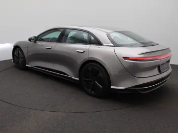 LUCID Air Pure AWD