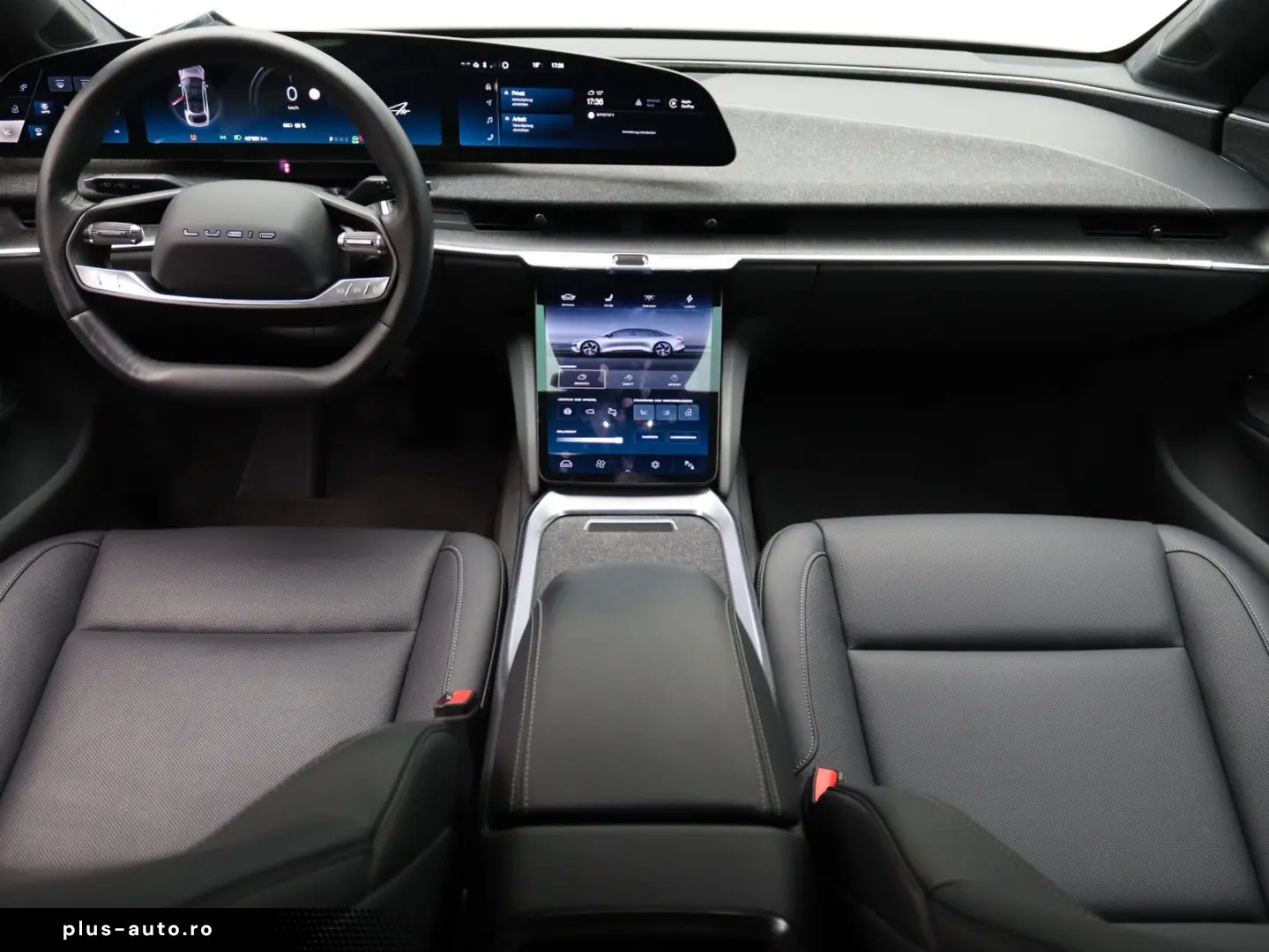 LUCID Air Pure AWD