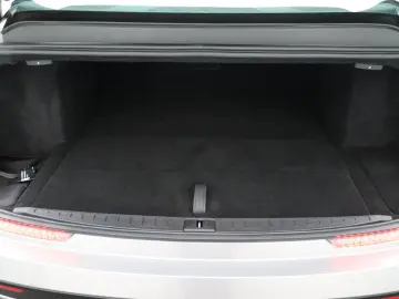 LUCID Air Pure AWD