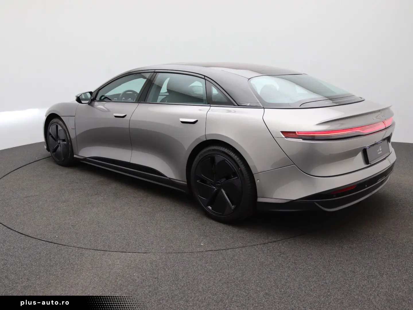 LUCID Air Touring AWD
