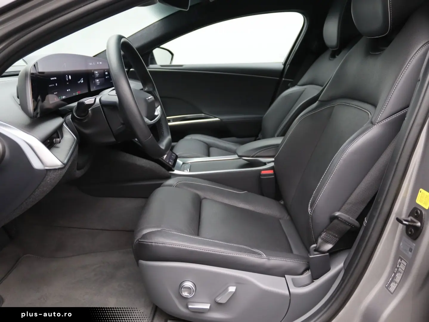 LUCID Air Touring AWD