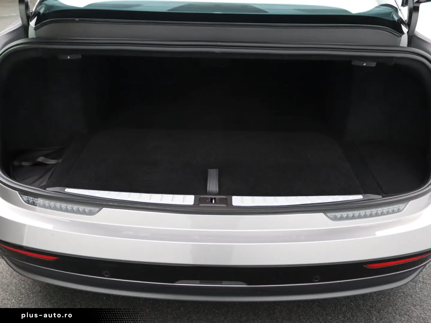 LUCID Air Touring AWD