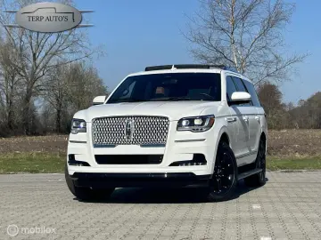 LINCOLN Navigator Black Label 7 Pers Grijs nummernschild