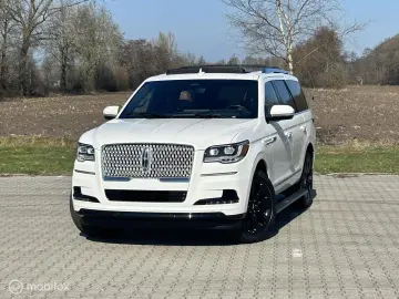 LINCOLN Navigator Black Label 7 Pers Grijs nummernschild
