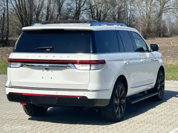 LINCOLN Navigator Black Label 7 Pers Grijs nummernschild