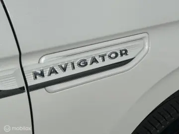 LINCOLN Navigator Black Label 7 Pers Grijs nummernschild