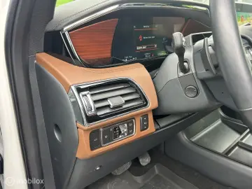 LINCOLN Navigator Black Label 7 Pers Grijs nummernschild