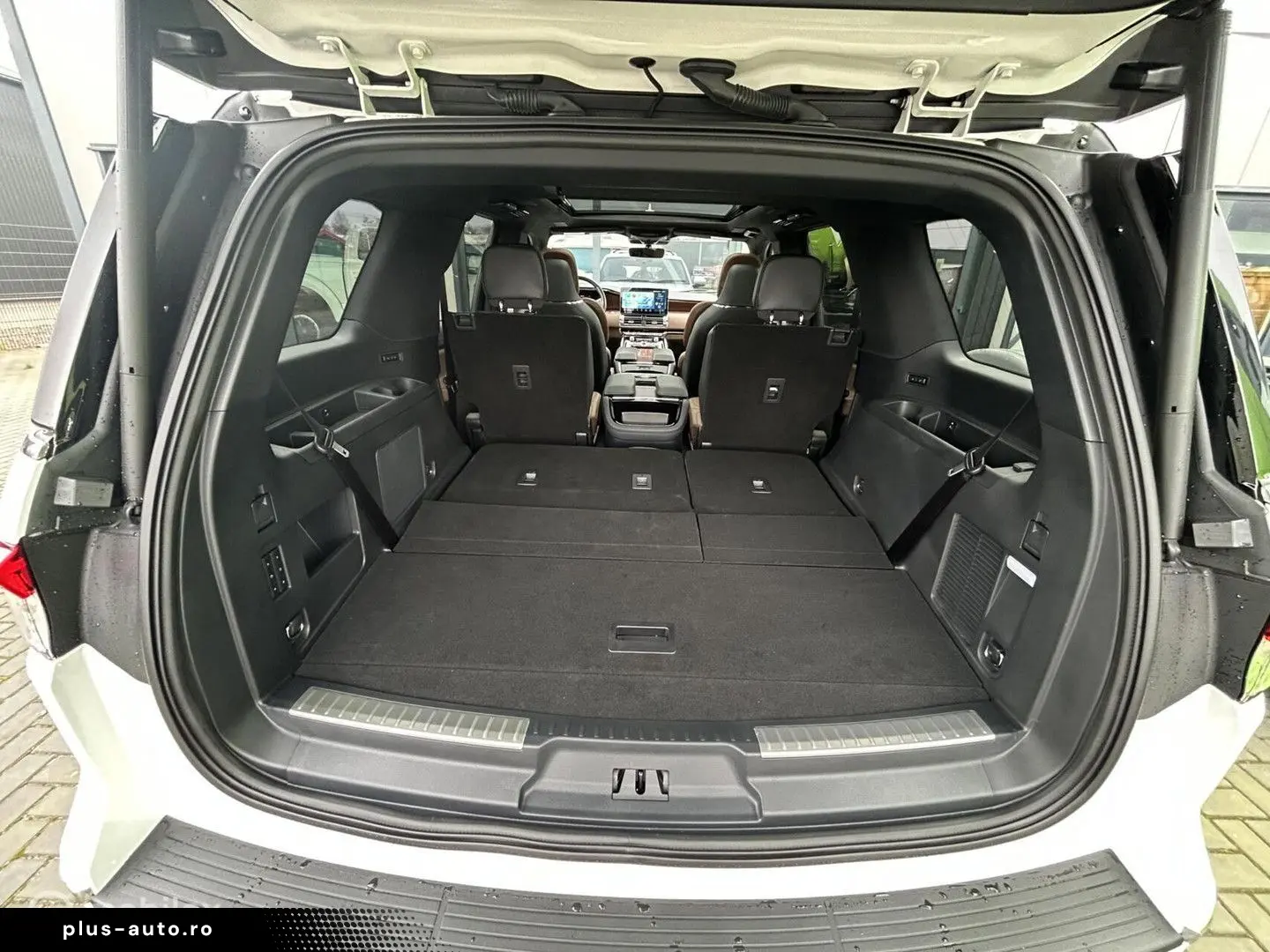 LINCOLN Navigator Black Label 7 Pers Grijs nummernschild