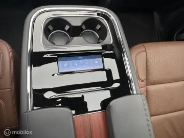 LINCOLN Navigator Black Label 7 Pers Grijs nummernschild