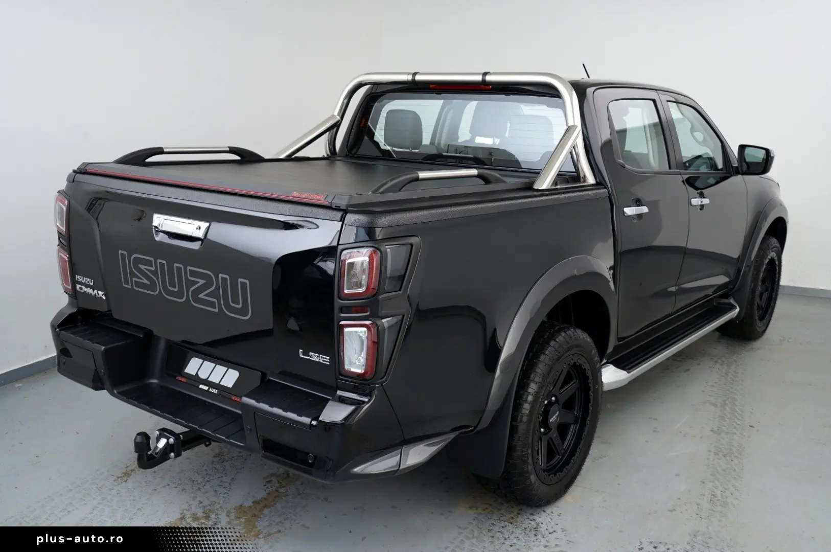 ISUZU D-Max Double Cab LSE 4x4AT Pick-Up inkl. Rollo