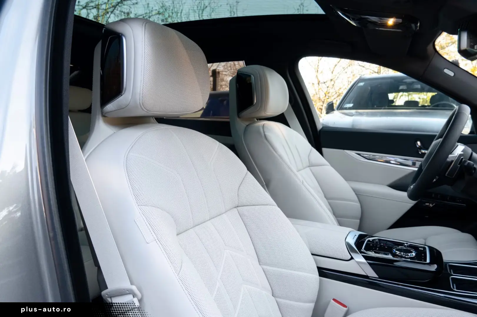 BMW 740d M Sport. Stare impecabilă