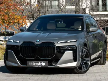 BMW 740d M Sport. Stare impecabilă