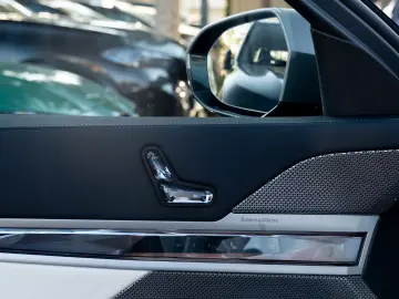 BMW 740d M Sport. Stare impecabilă