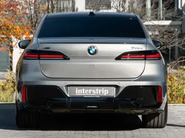 BMW 740d M Sport. Stare impecabilă