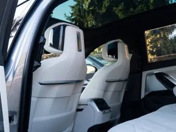 BMW 740d M Sport. Stare impecabilă