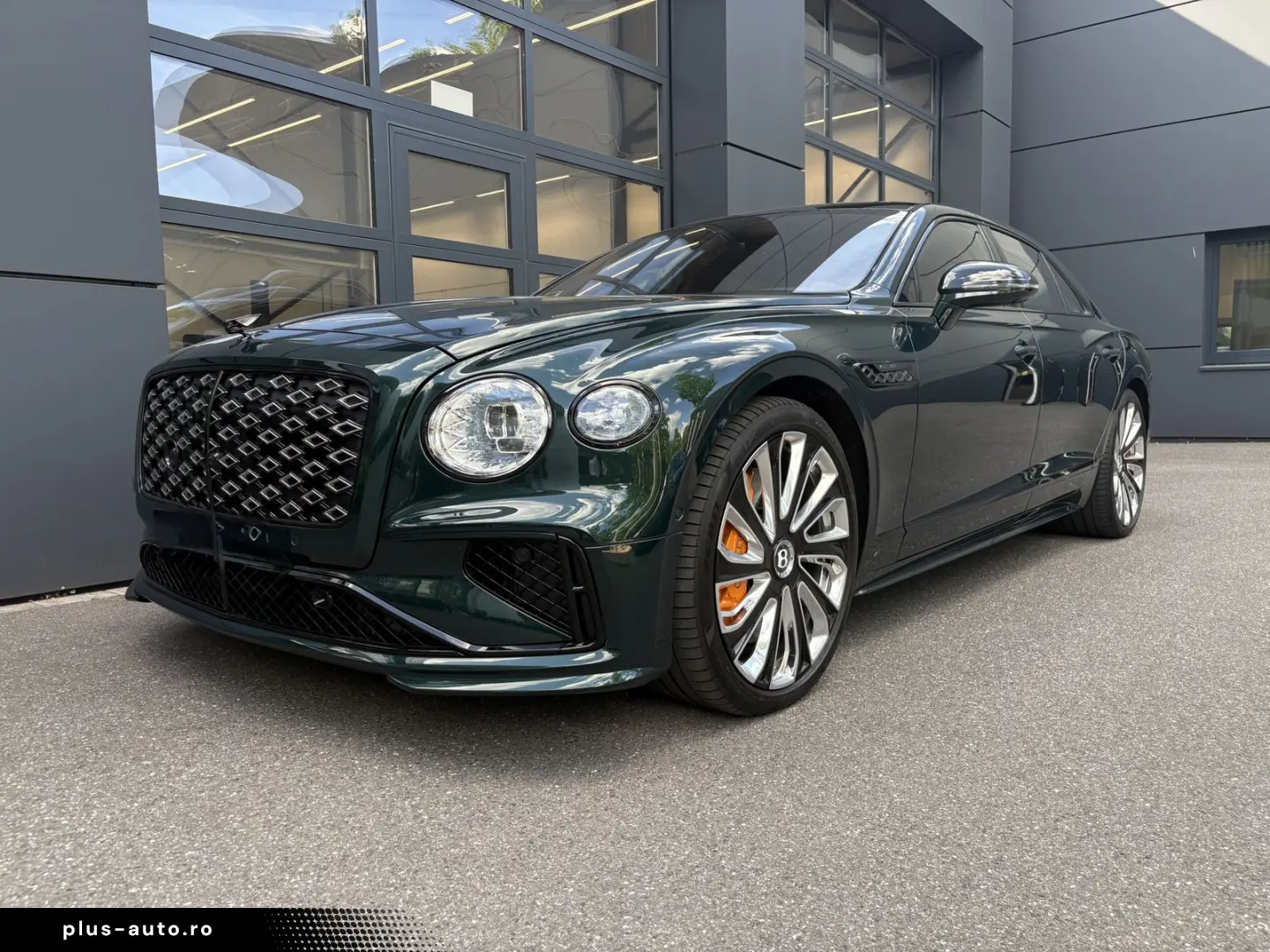 BENTLEY Flying Spur Mulliner Akrapovic Exhaust