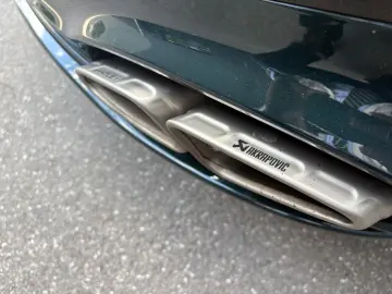 BENTLEY Flying Spur Mulliner Akrapovic Exhaust