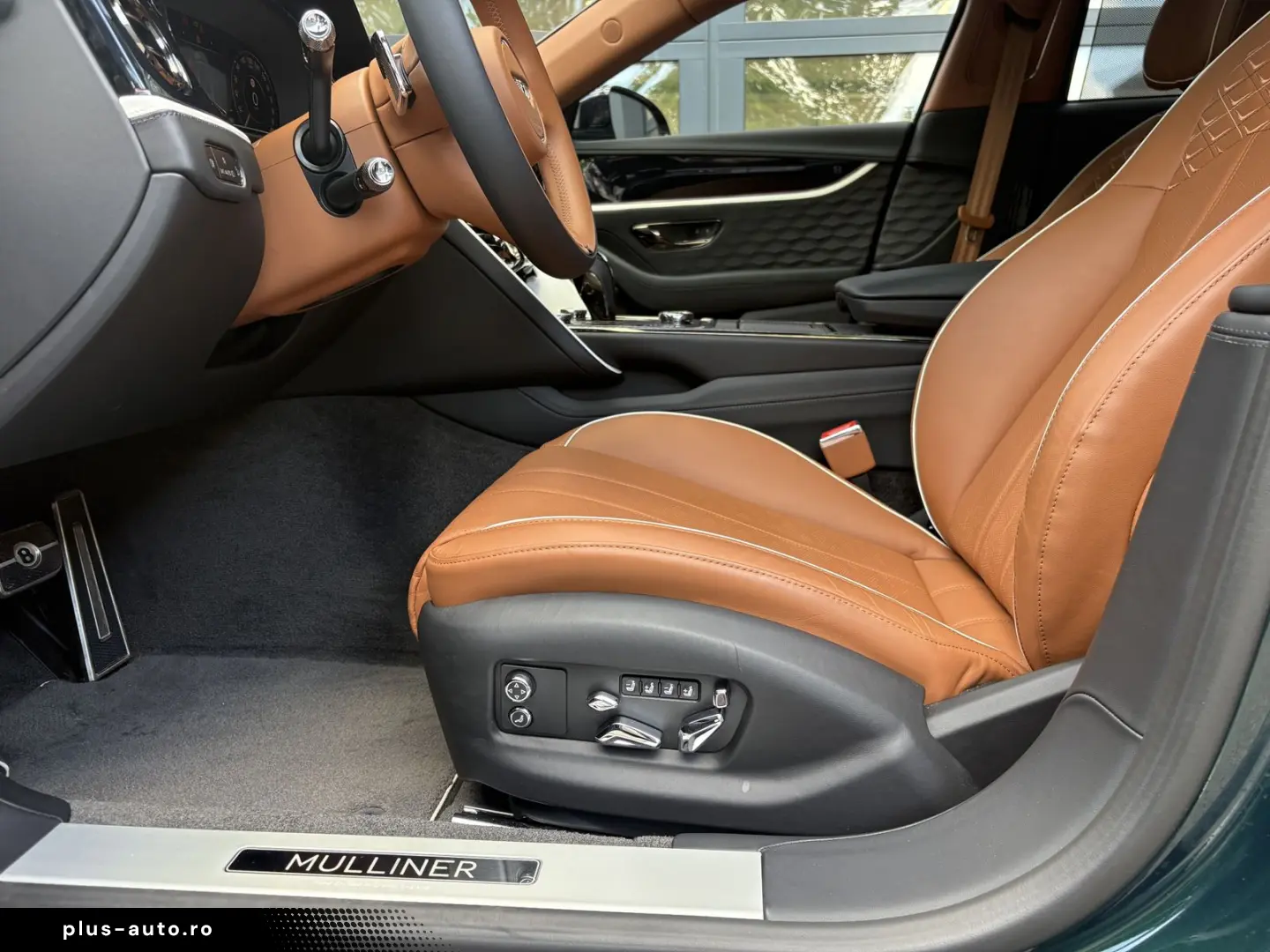 BENTLEY Flying Spur Mulliner Akrapovic Exhaust