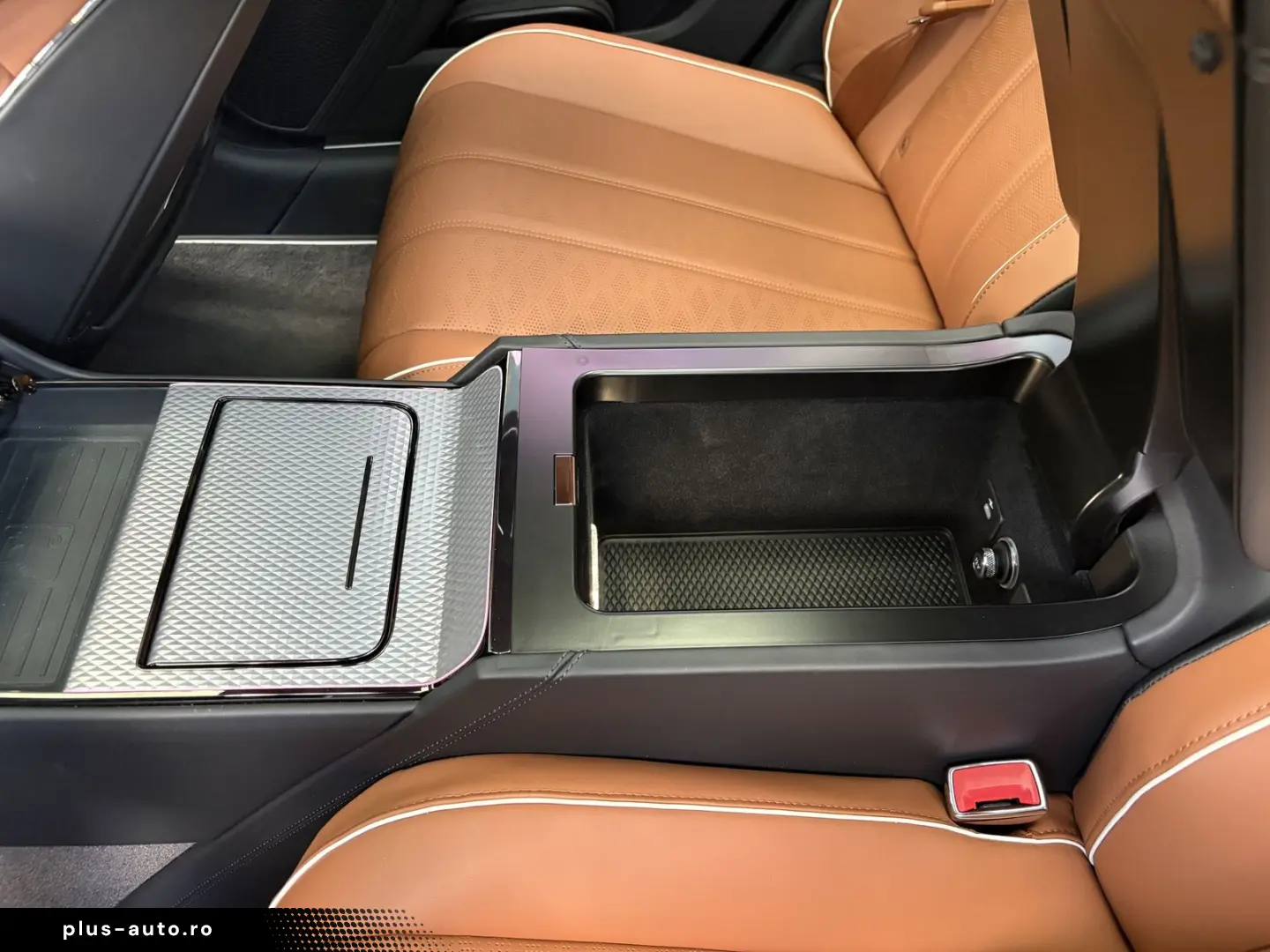 BENTLEY Flying Spur Mulliner Akrapovic Exhaust