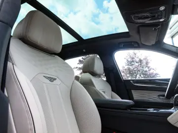 BENTLEY Bentayga 4.0 V8 Azure 4WD Autom.