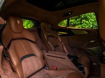 FERRARI Purosangue 6.5 V12   Sanu Silver   Full Carbon