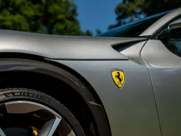 FERRARI Purosangue 6.5 V12   Sanu Silver   Full Carbon