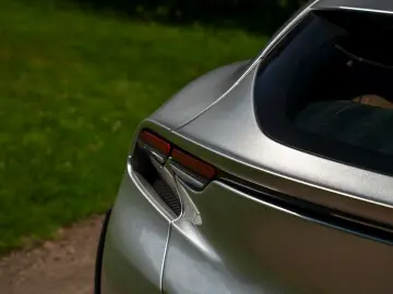 FERRARI Purosangue 6.5 V12   Sanu Silver   Full Carbon