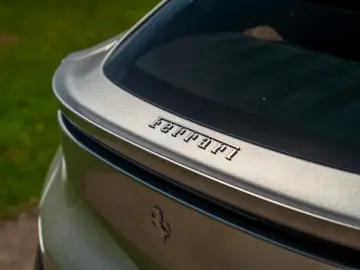 FERRARI Purosangue 6.5 V12   Sanu Silver   Full Carbon