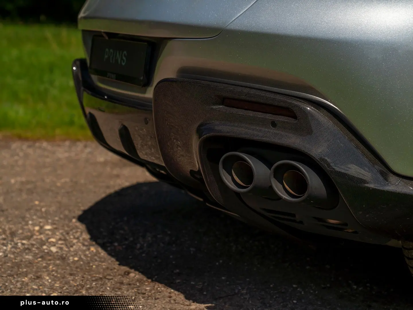 FERRARI Purosangue 6.5 V12   Sanu Silver   Full Carbon