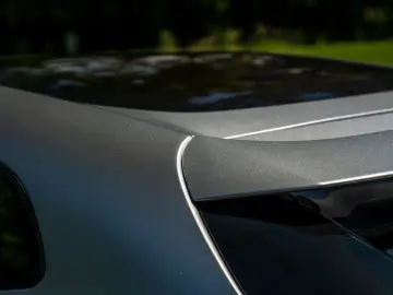 FERRARI Purosangue 6.5 V12   Sanu Silver   Full Carbon