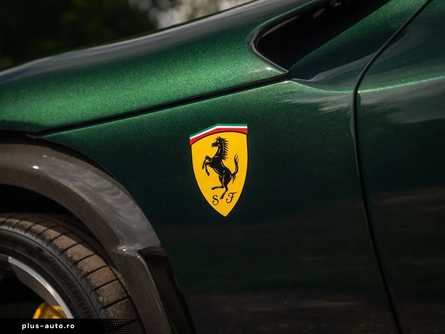 FERRARI Purosangue 6.5 V12   Verde Zeltweg   Airbrushed